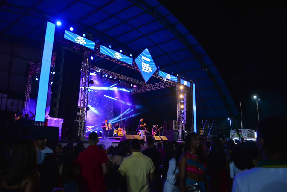 Recorde de público Super show do Dia do Trabalhador reuniu milhares de